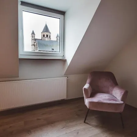 Hdc Grand-place 3* Nivelles